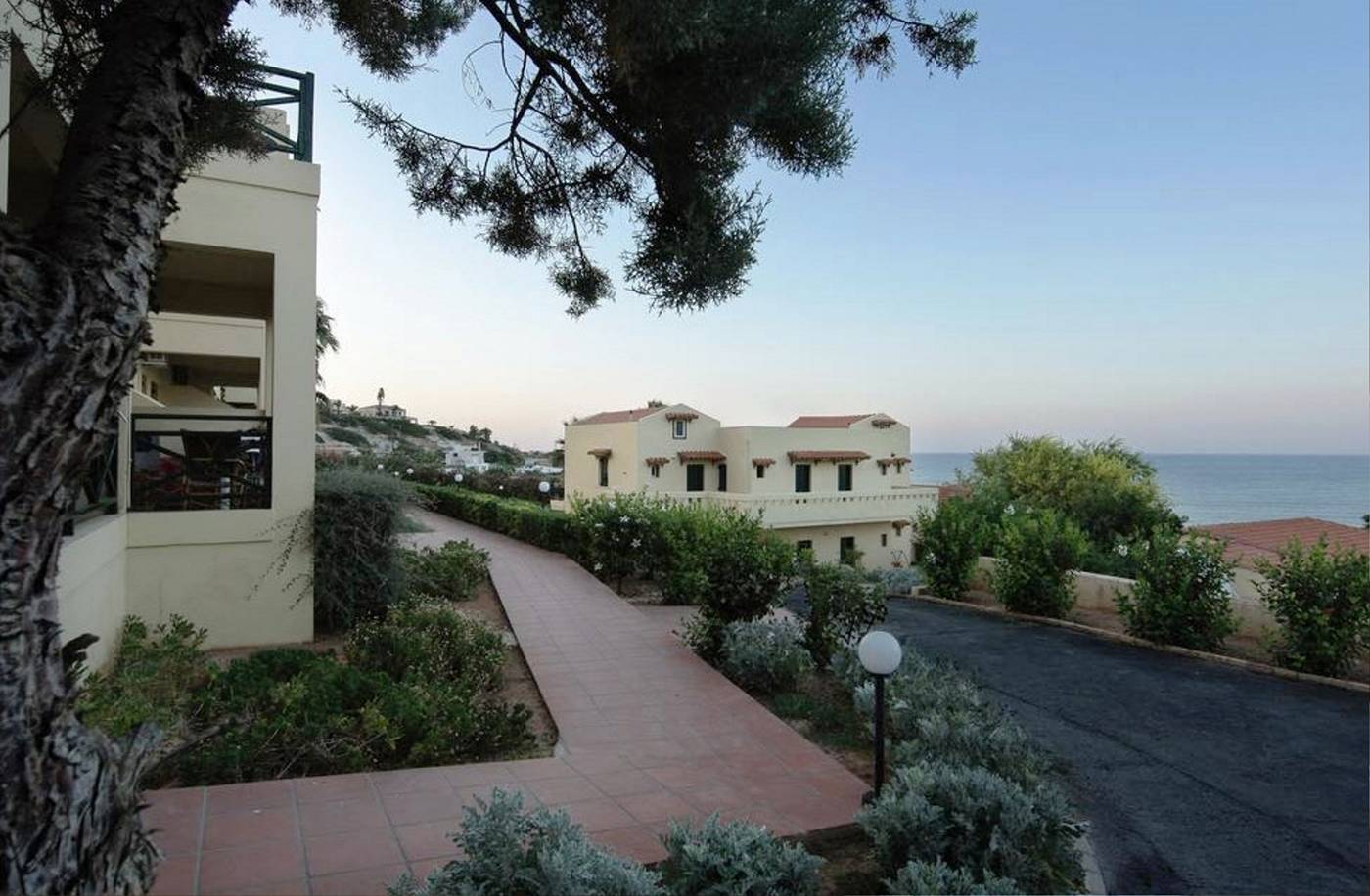 Chrysalis-hotel-General-view-2