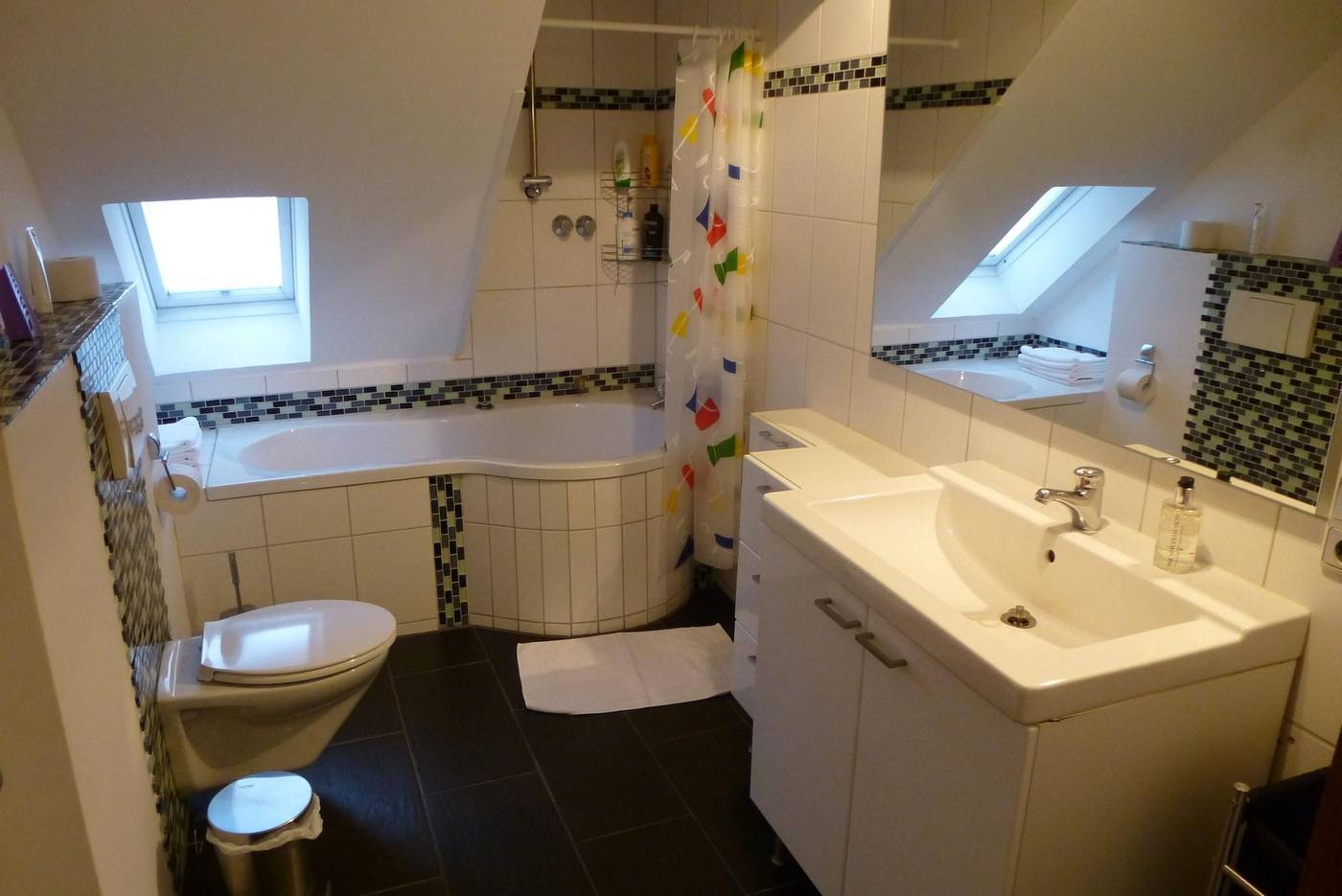 Hotel Zum Löwen - Germany - BAD HOMBURG V.D. HOEHE - Room - 2