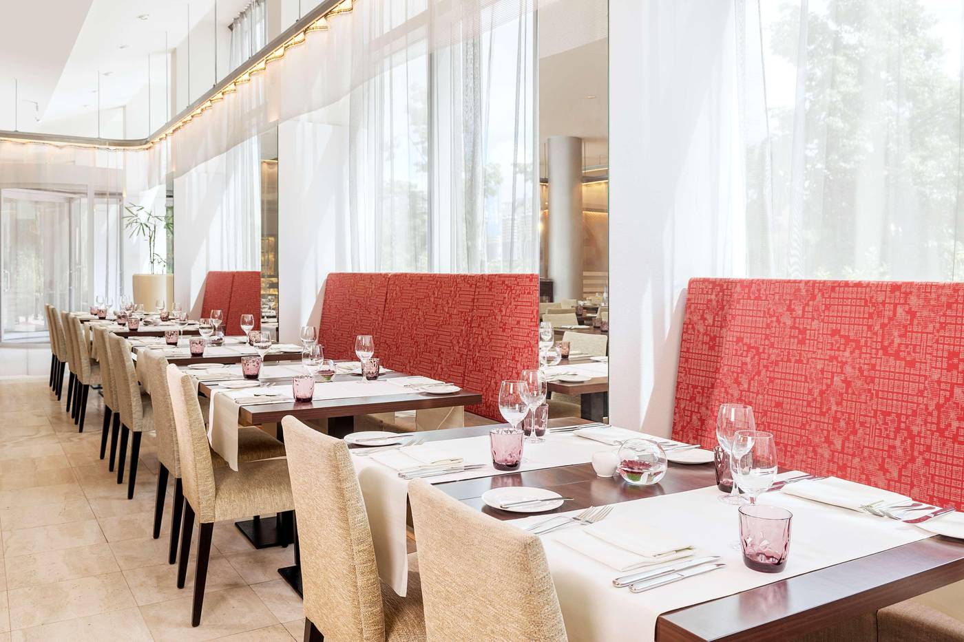 NH-Collection-Koln-Mediapark-Restaurant-38