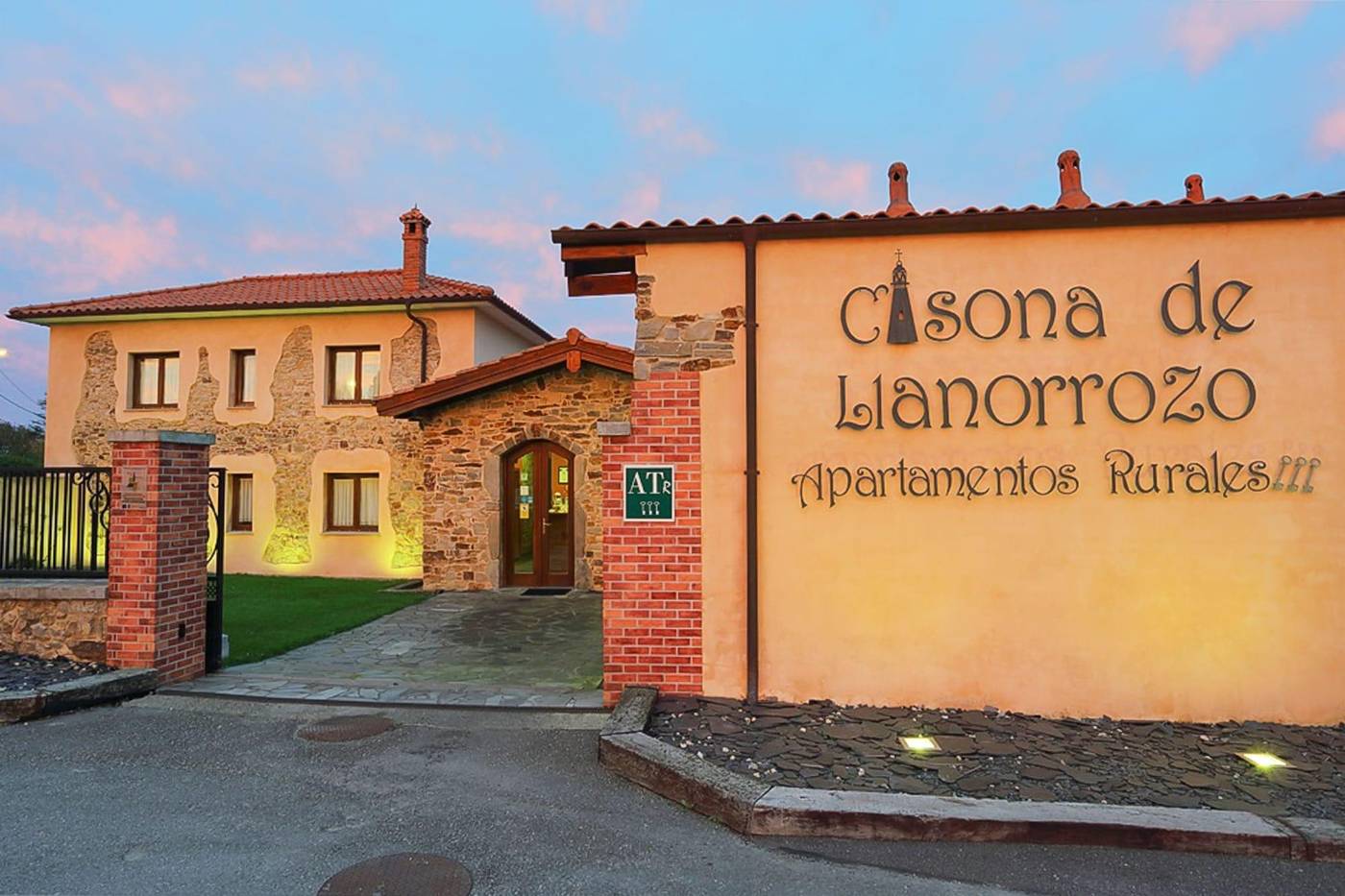 Casona De Llanorrozo-Spain-OVIÑANA-General view-1