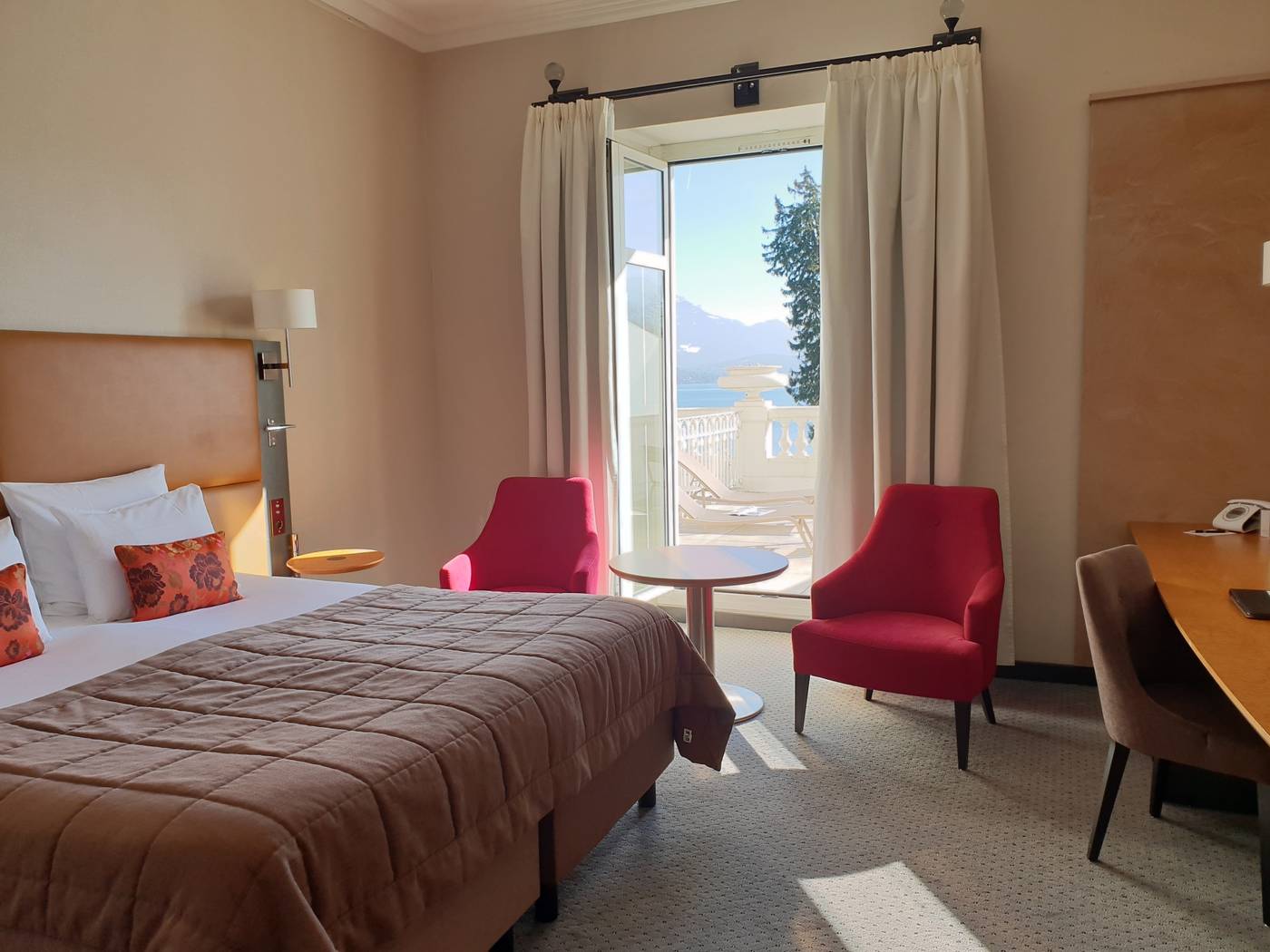 L'Imperial Palace-France-ANNECY-Room-10