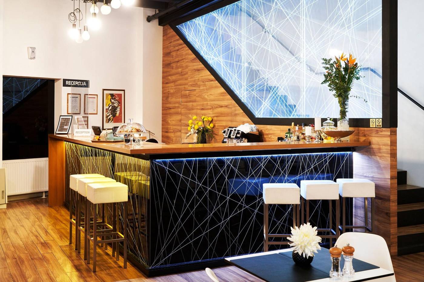 Art Hotel Like-Croatia-Zagreb-Lobby-5