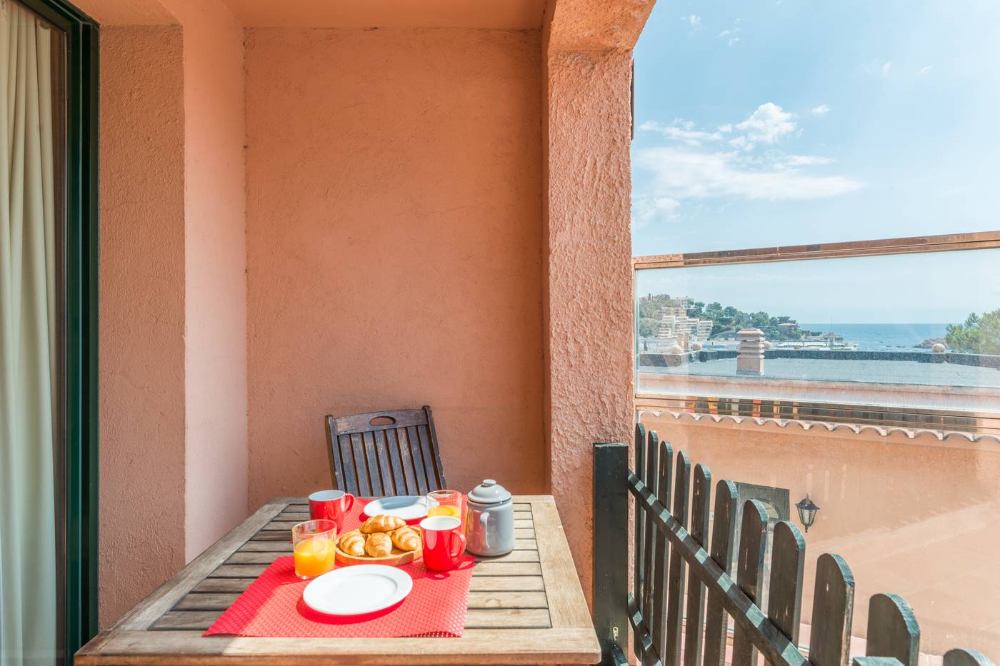 Pierre---Vacances-Villa-Roma-Terrace-35