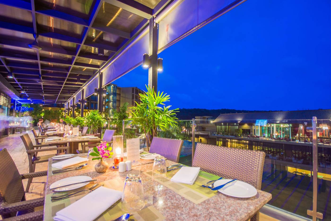 Sunsuri-Phuket-Restaurant-18