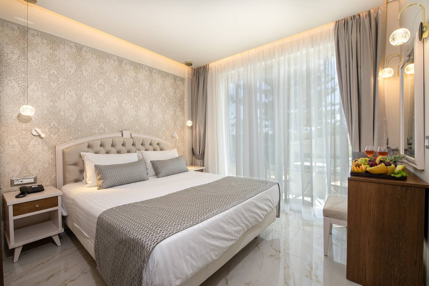 Vantaris-Luxury-Beach-Resort-Room-35