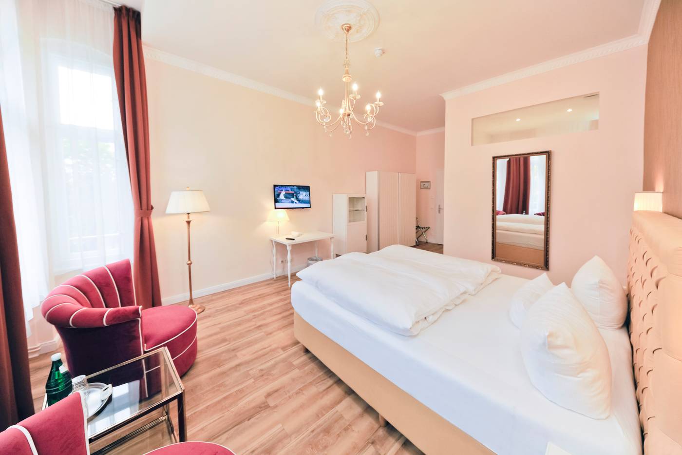 AMC-Hotel---Schoneberg-Room-22