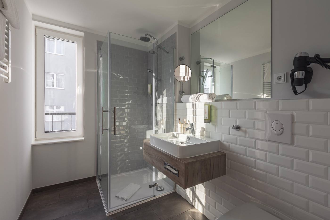 yggotel-Ravn-Room-46