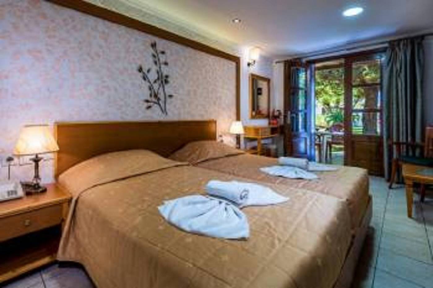 Gaia-Garden-Room-43