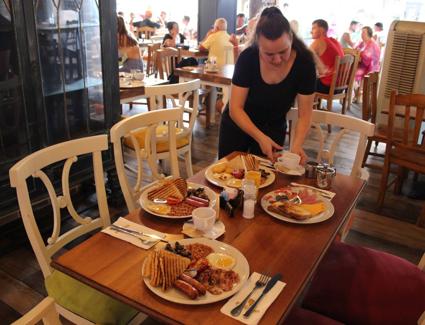 The-St-George-Park-Hotel-Restaurant-35