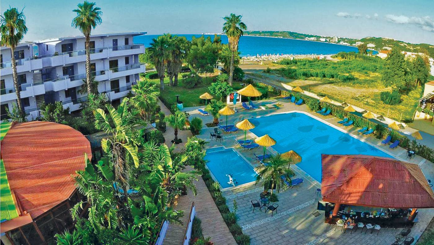 Area-Blue-Beach-Apartment-General-view-5