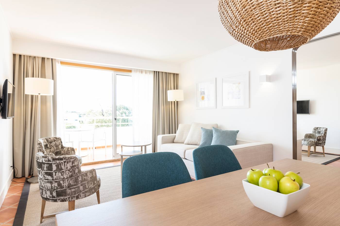 The-Patio-Suite-Hotel-Room-40