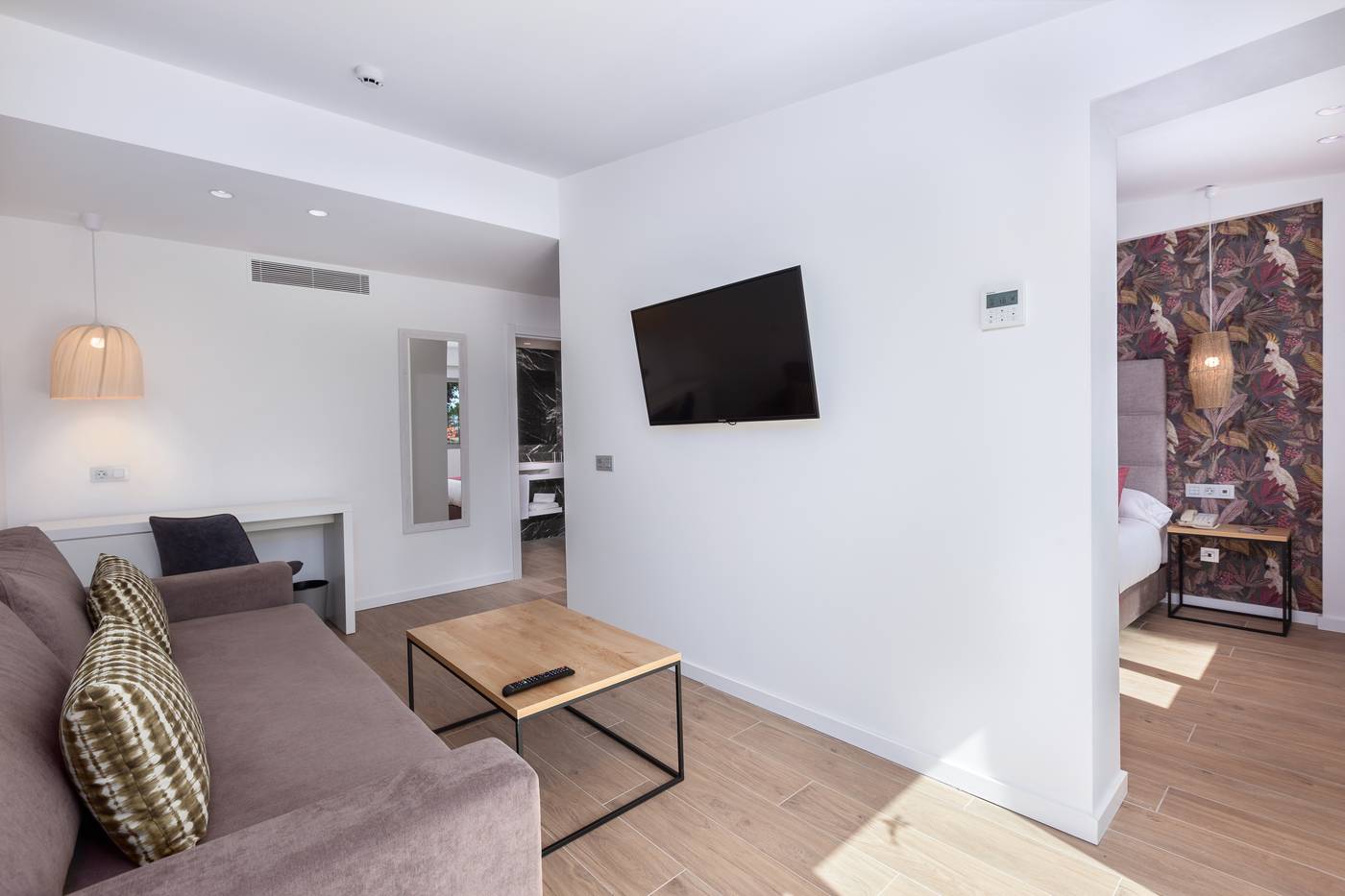 Kumara-Serenoa-by-Lopesan-Hotels-Room-36