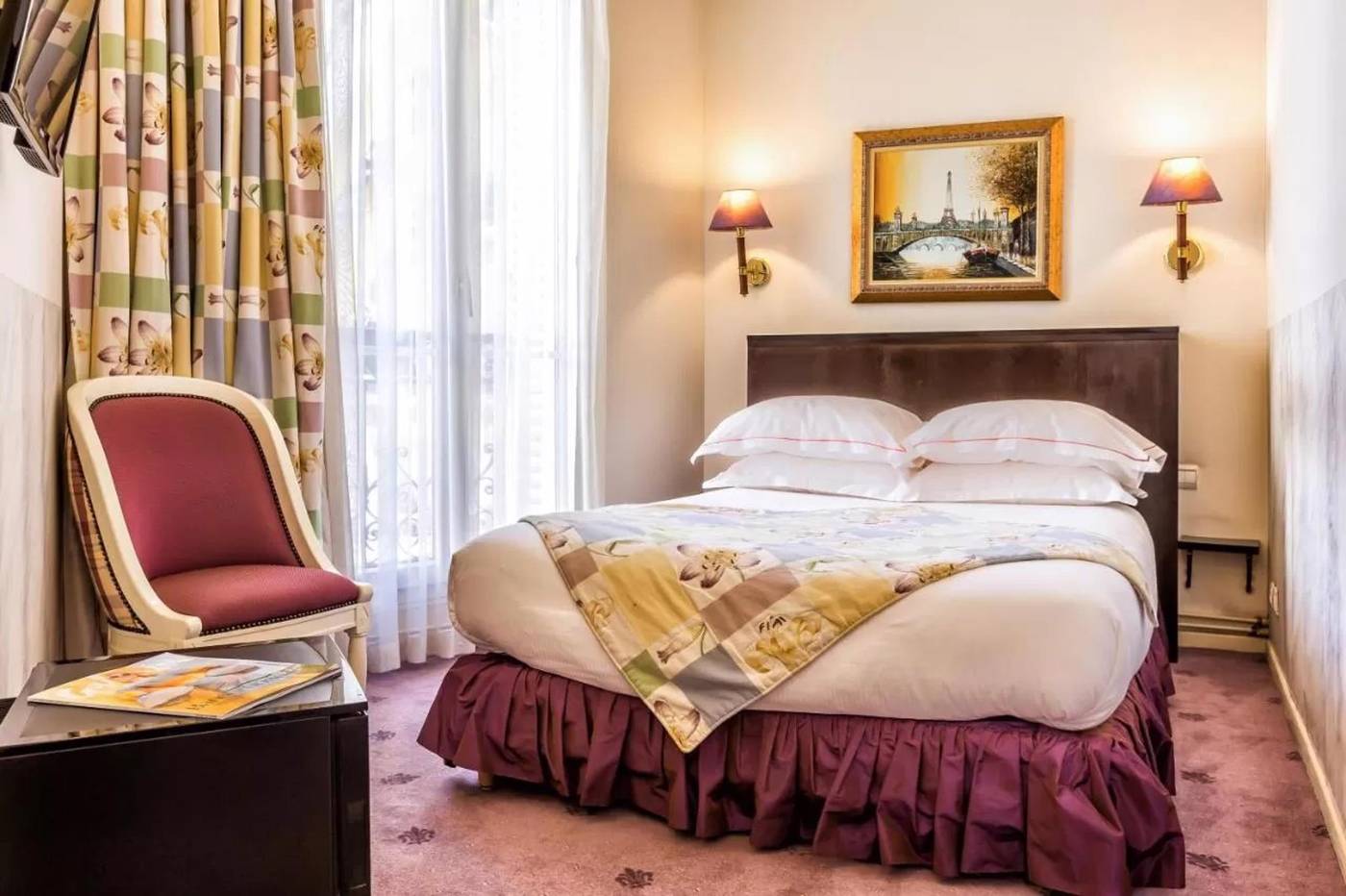 Regence-Paris-Room-11