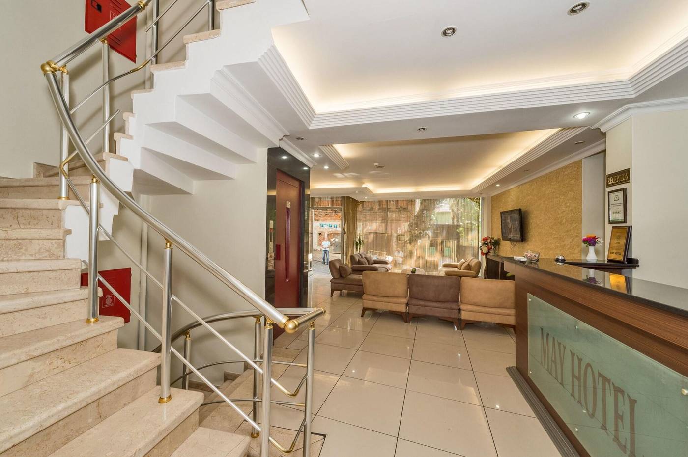 May-Hotel-Istanbul-Lobby-4