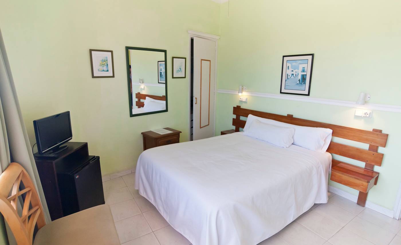 Cala-Bona---Mar-Blava-Room-15