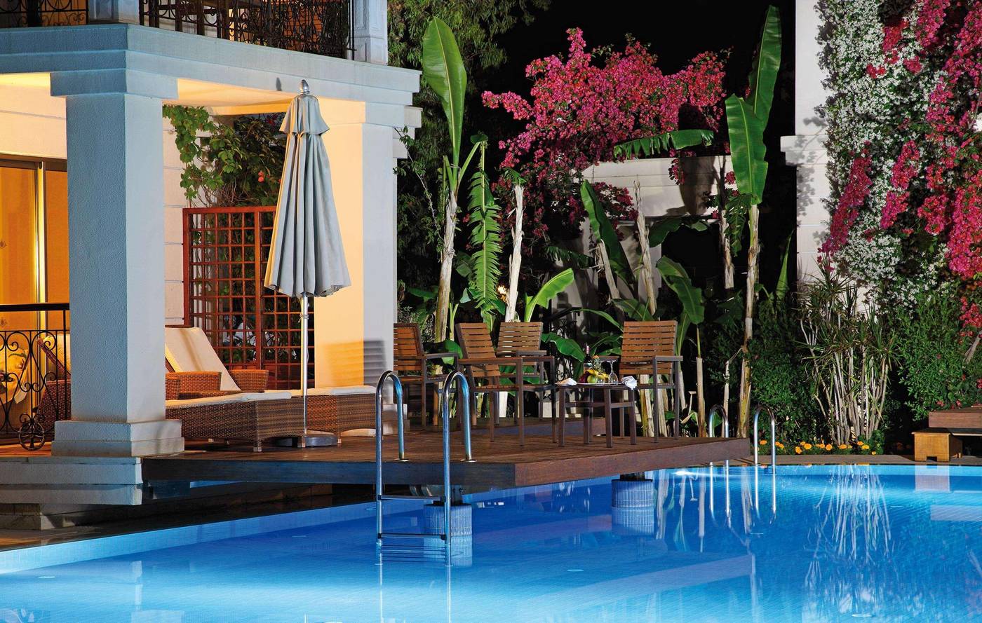 Ela-Excellence-Resort-Belek-Pool-14