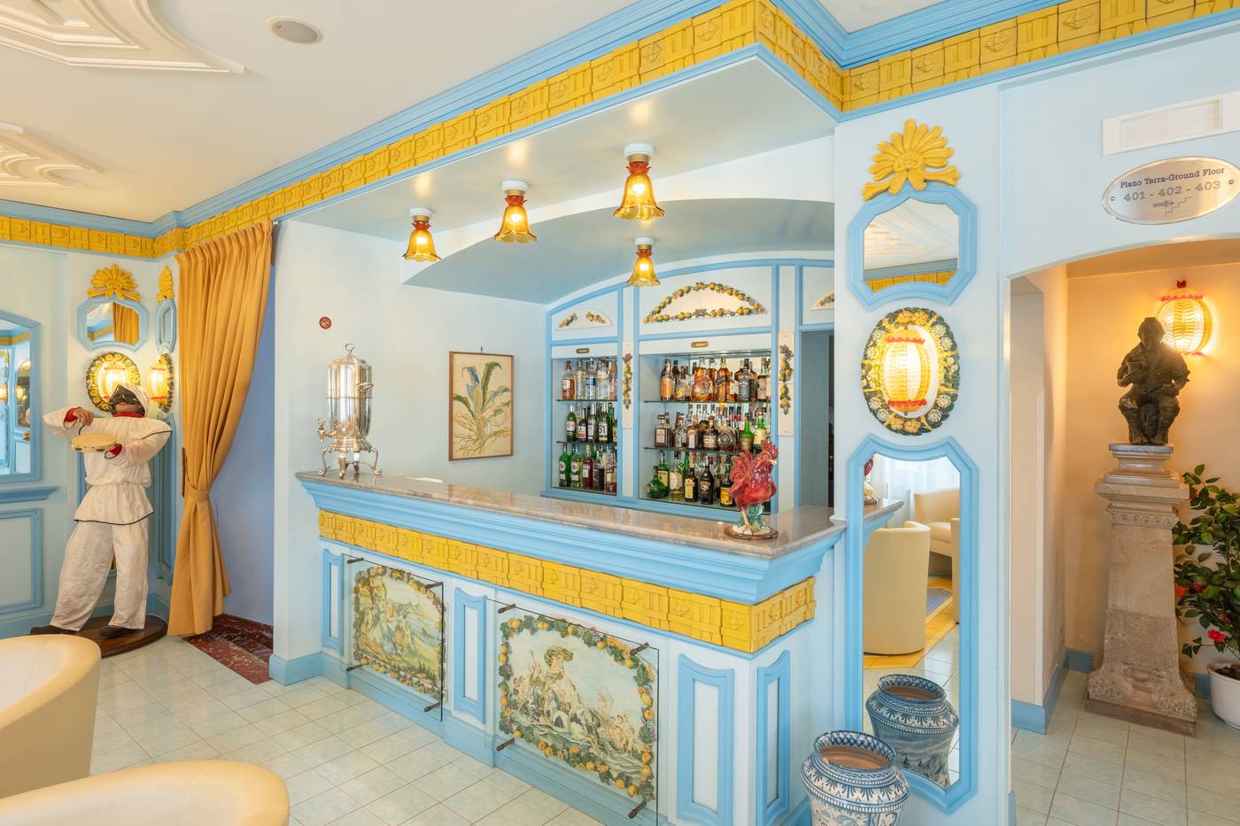 Eliseo-Park-s-Bar-29