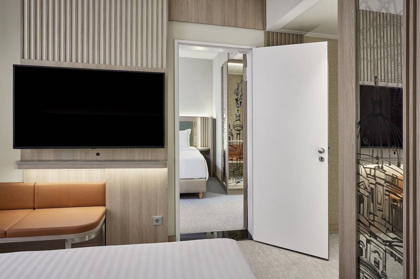 Courtyard-Berlin-City-Center-Room-34