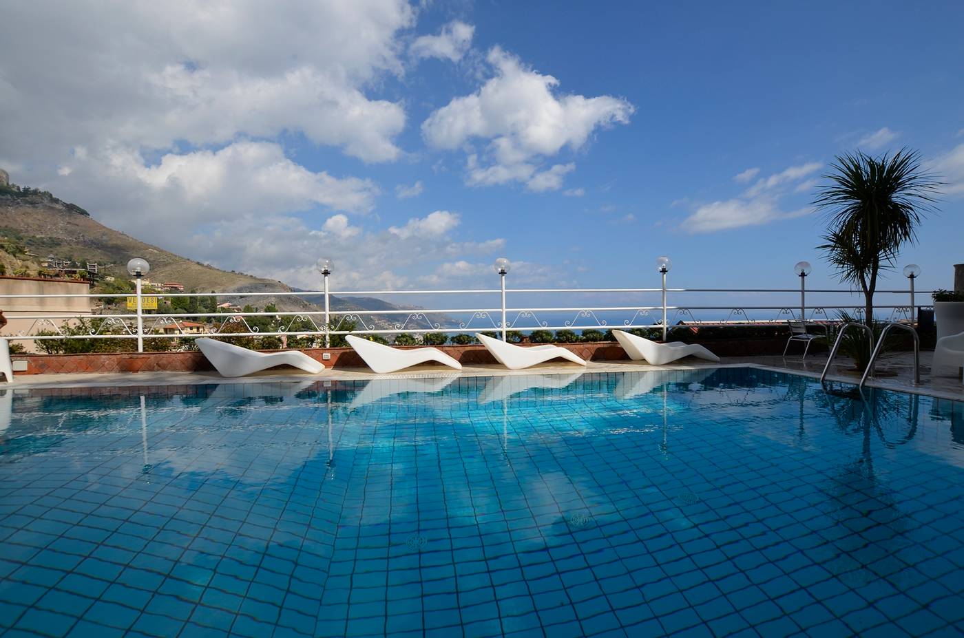 Splendid-Hotel-Taormina-Pool-1