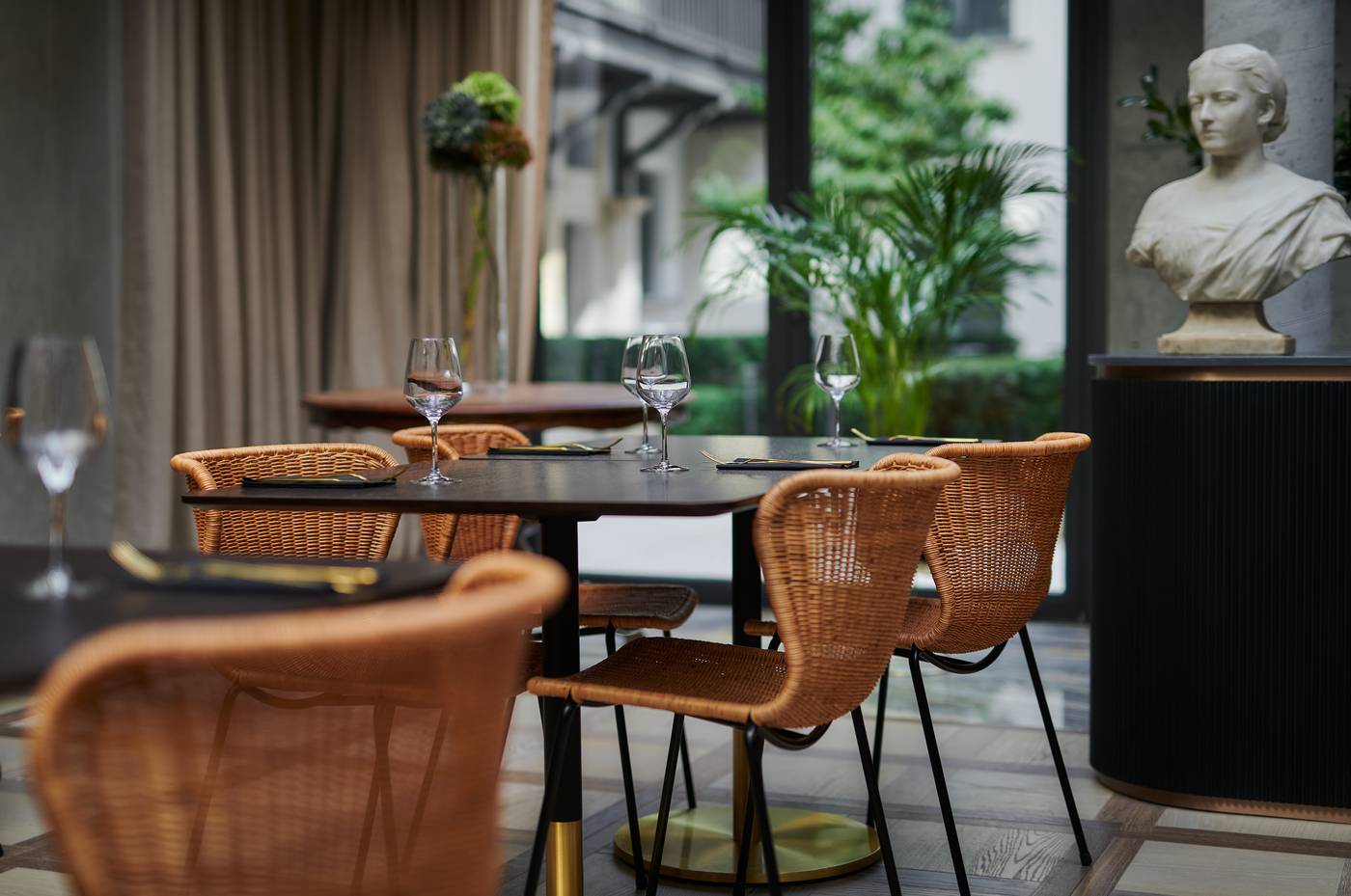 H15-Luxury-Palace-Restaurant-8