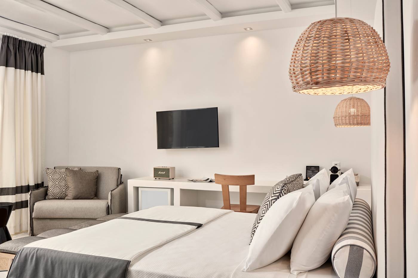 Archipelagos-Hotel-Room-32