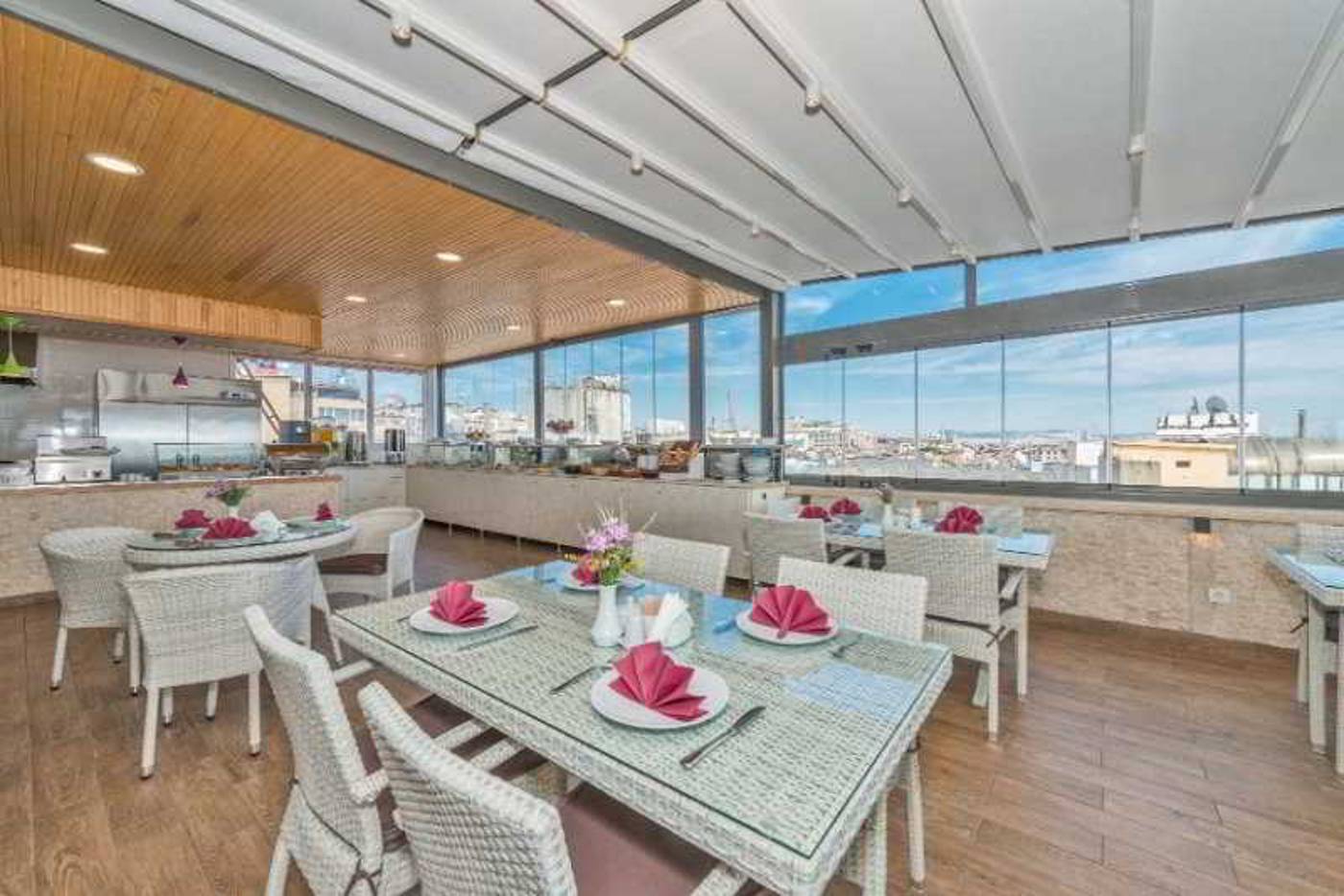 Selenay-Hotel-Restaurant-5