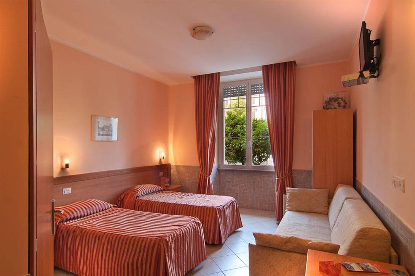 Palma-Residence-Castro-Pretorio-General-view-5