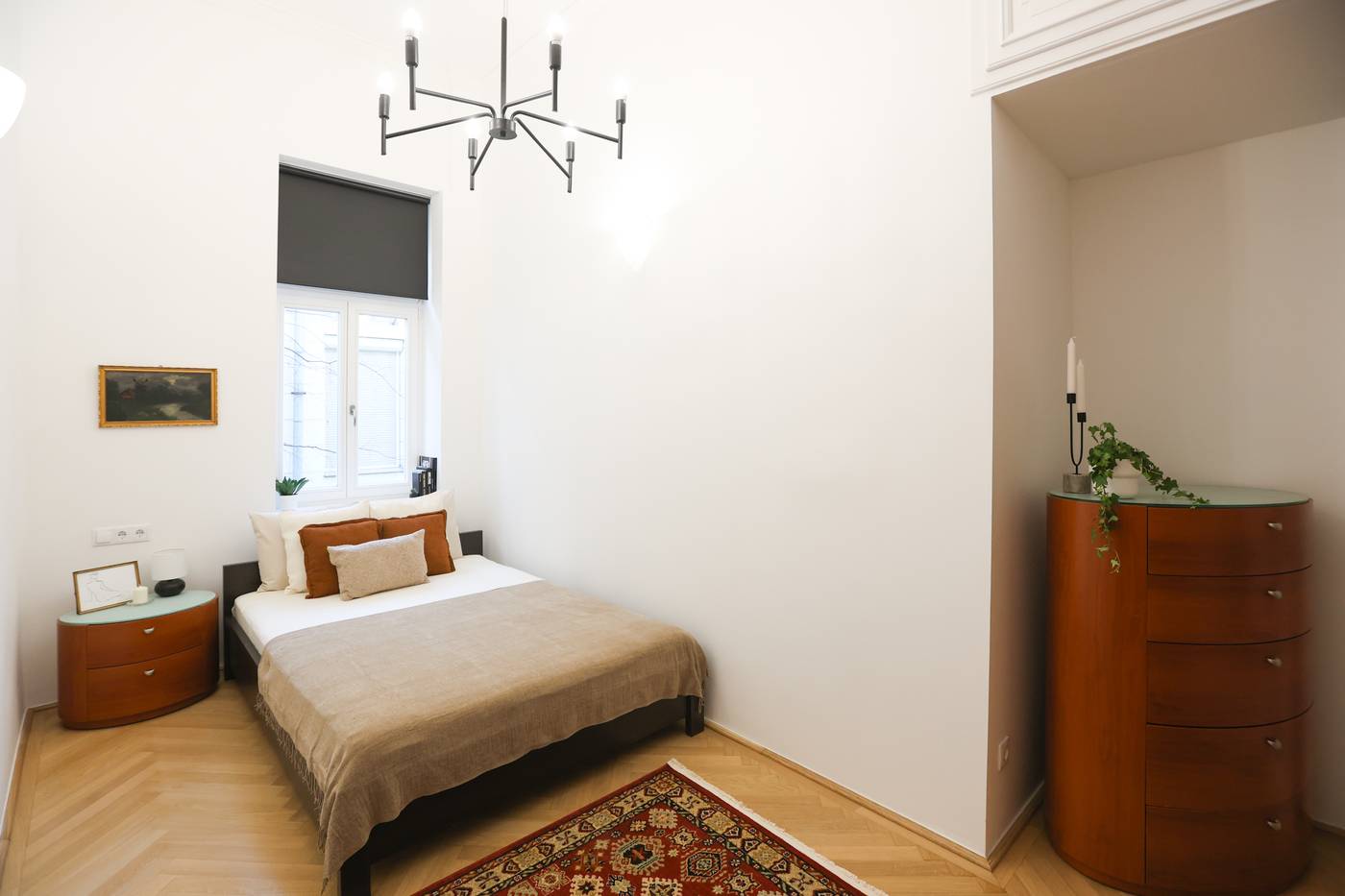 Mirage-Medic-Hotel-Room-15