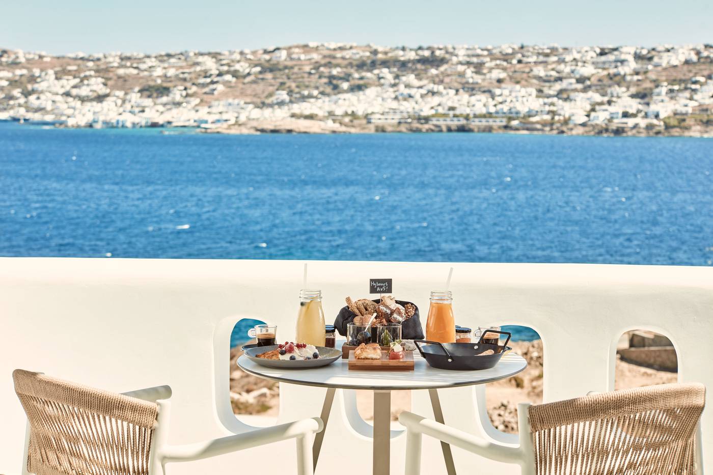 Mykonos-No5-Luxury-Suites---Villas-General-view-77