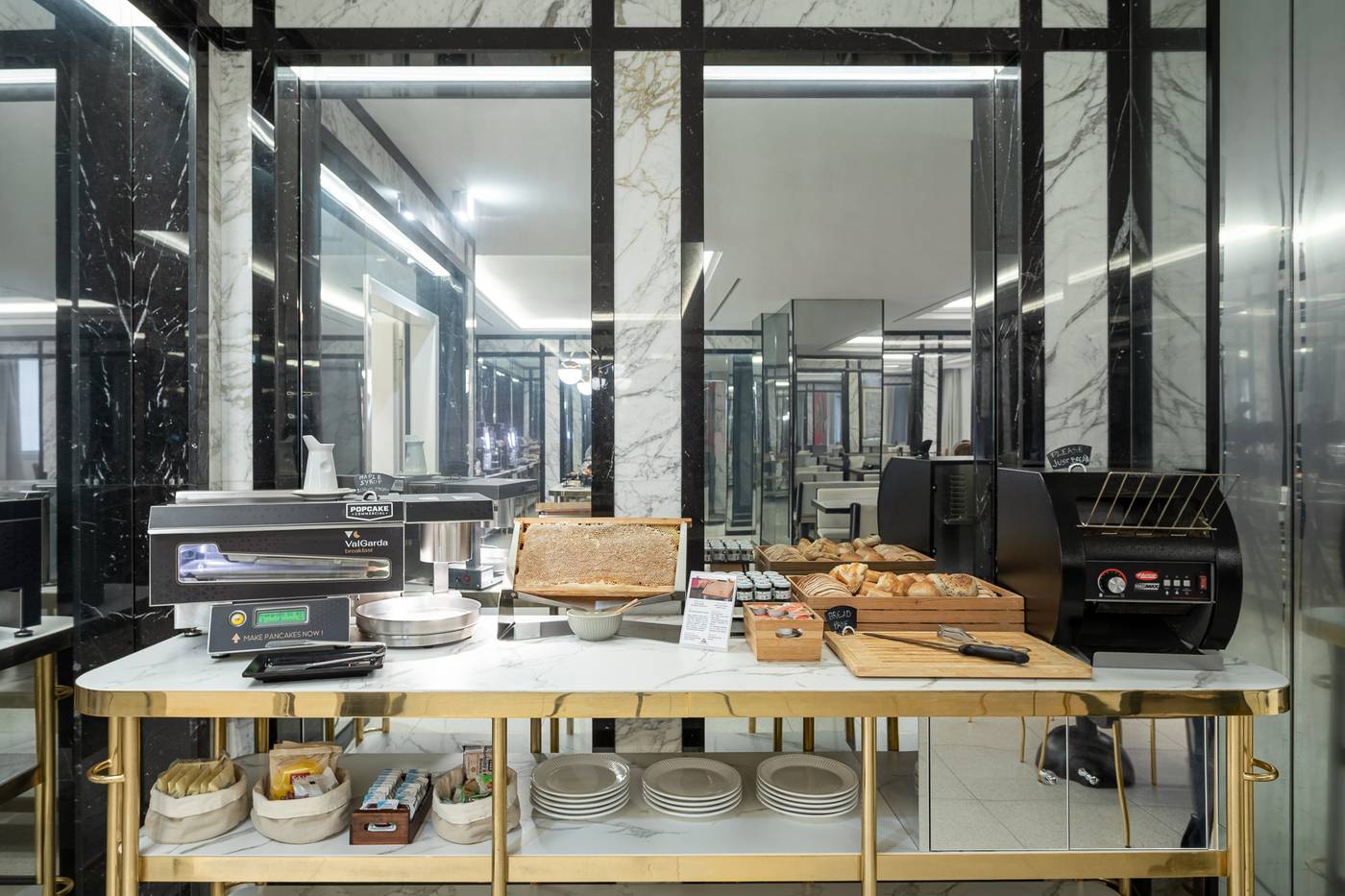 Room-Mate-Filippo-Restaurant-6