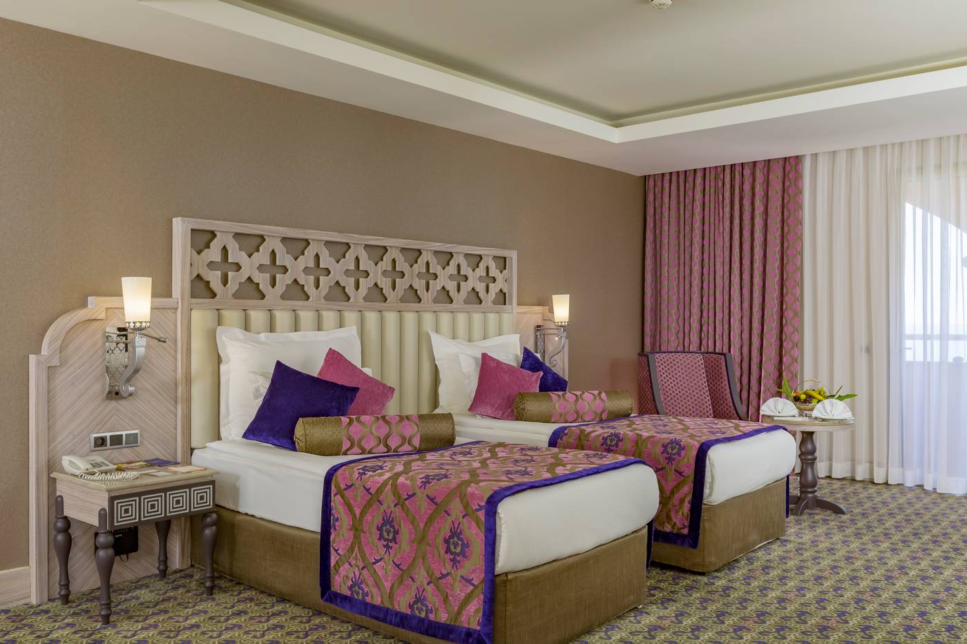 Royal-Alhambra-Palace-Room-21