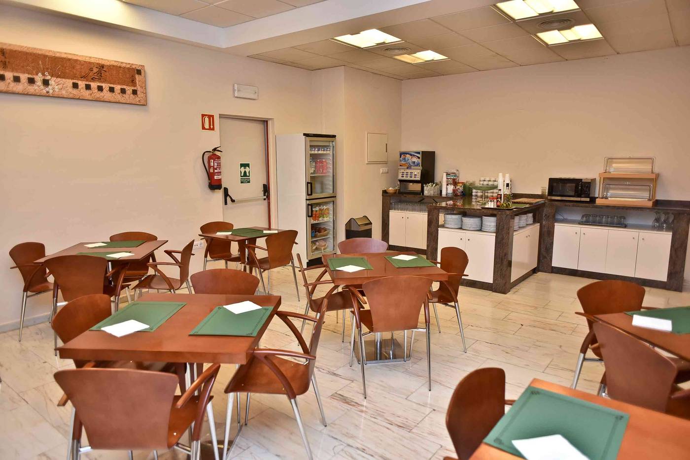 Adsubia-Restaurant-29