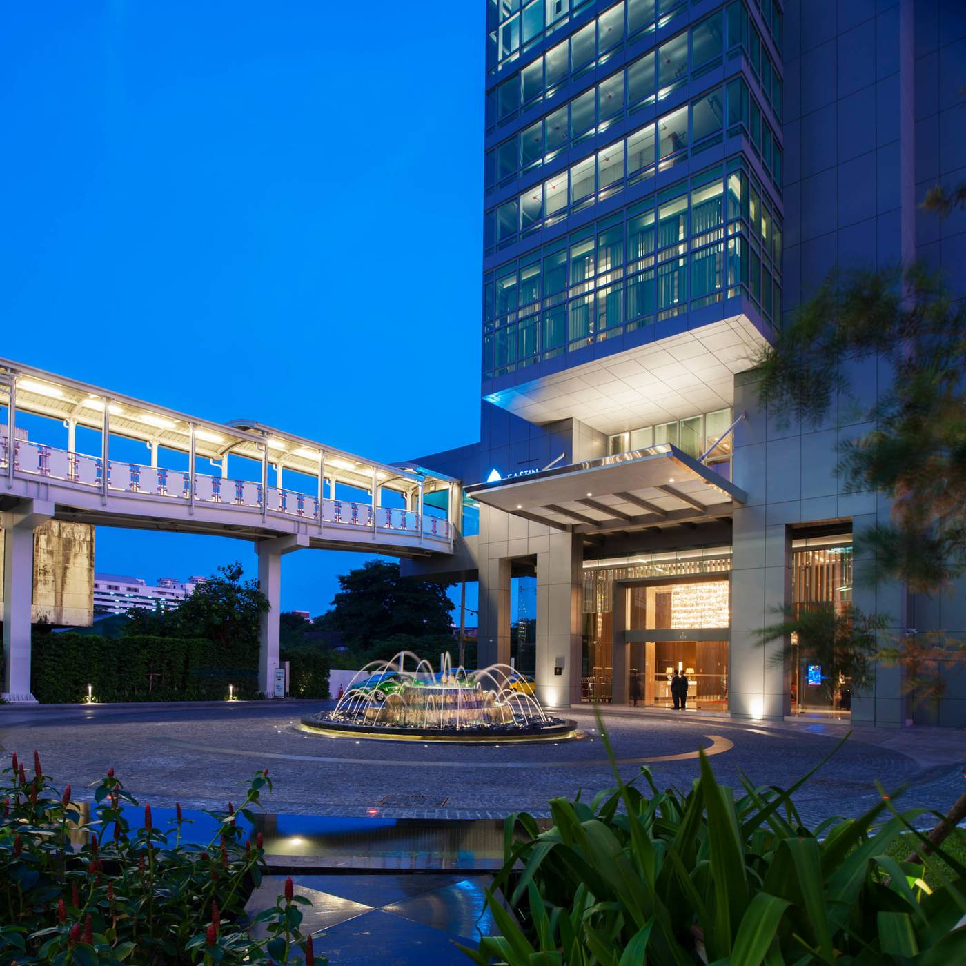 Eastin-Grand-Hotel-Sathorn-Bangkok-General-view-2