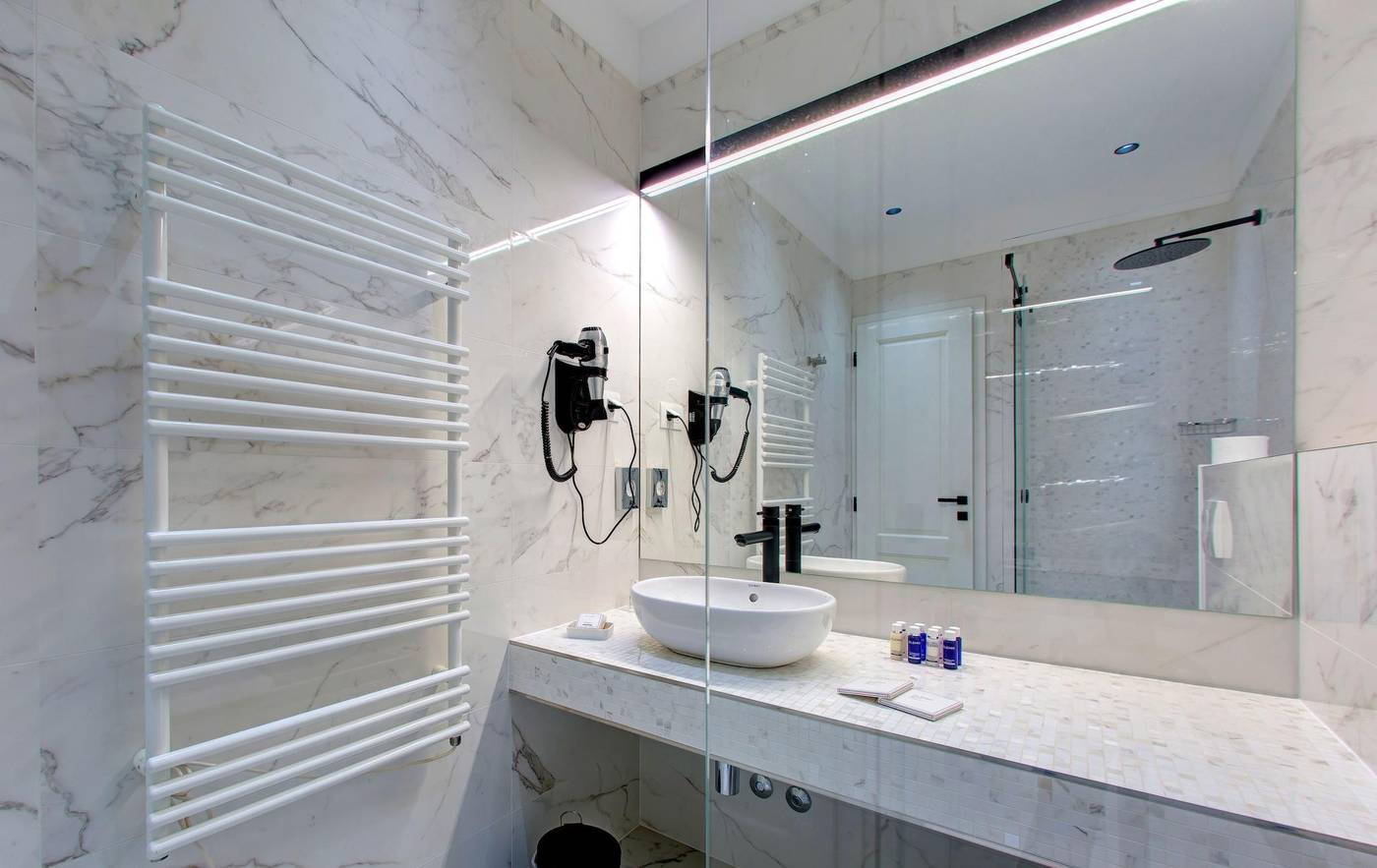 Guesthouse-Forty-Four-Room-34