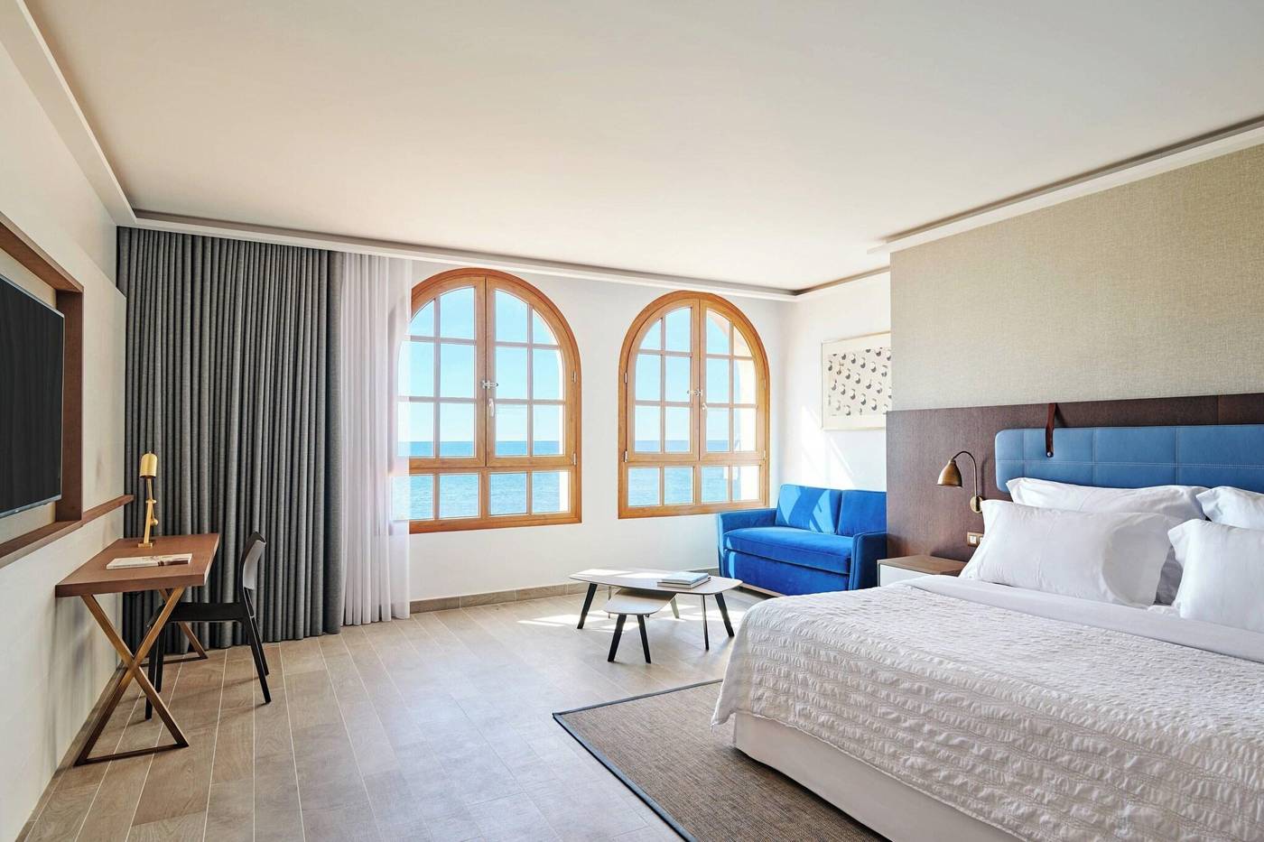 Le-Meridien-Ra-Beach-Hotel---Spa-Room-26