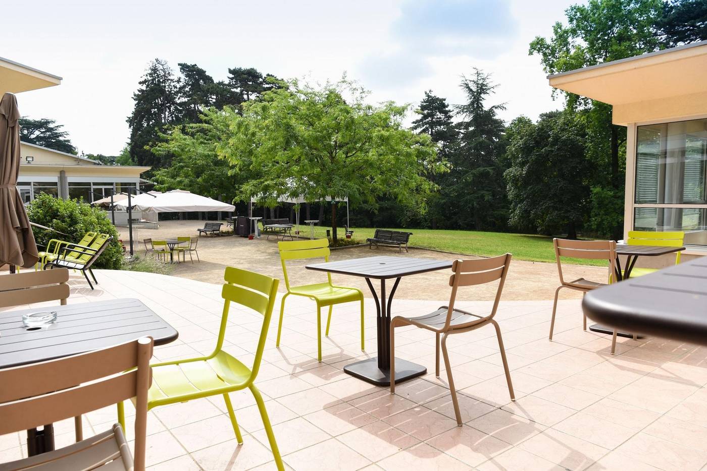 Valpré - France - ÉCULLY  - Terrace - 5