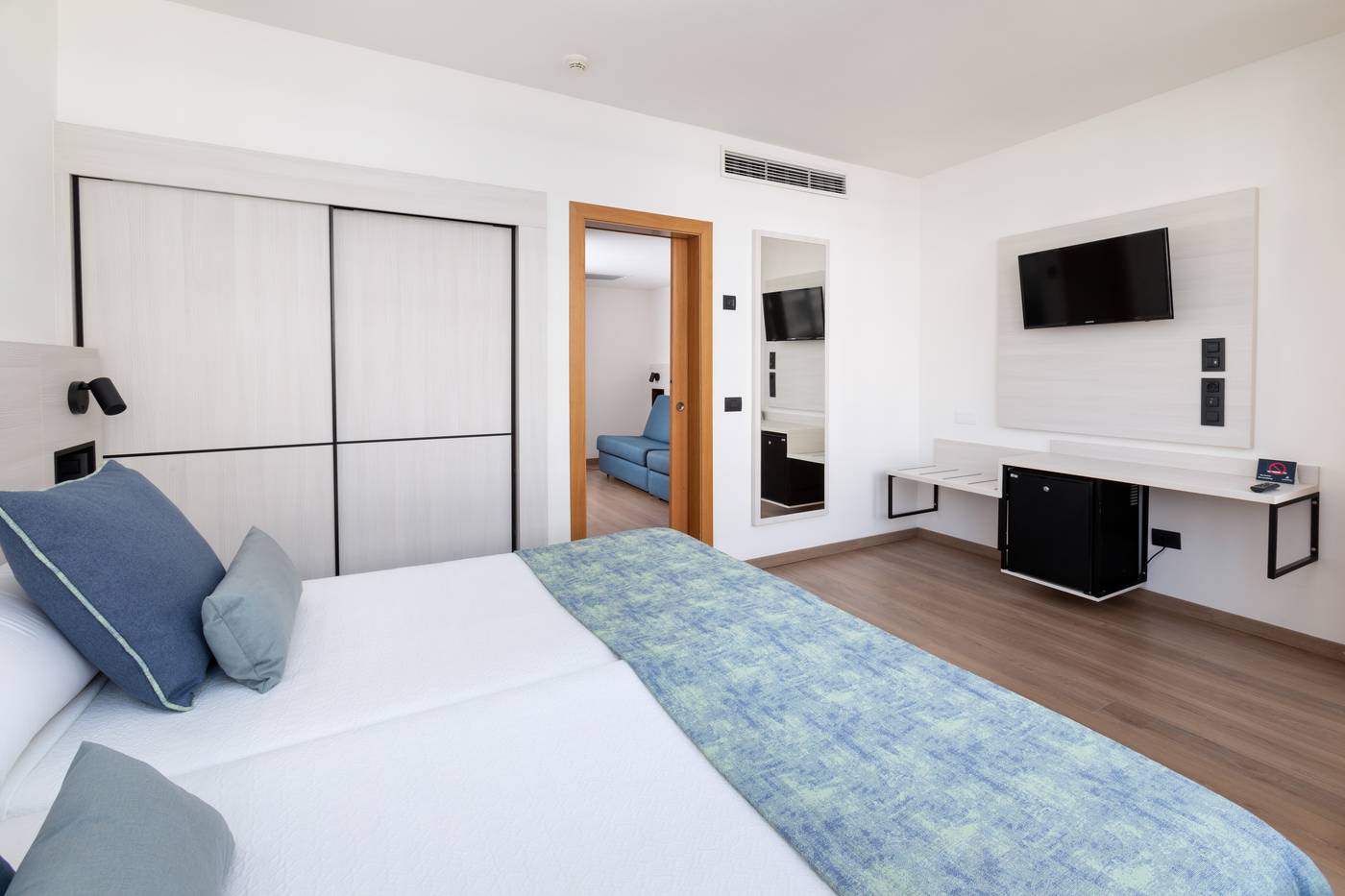 Alexandre-Hotel-Troya-Room-32