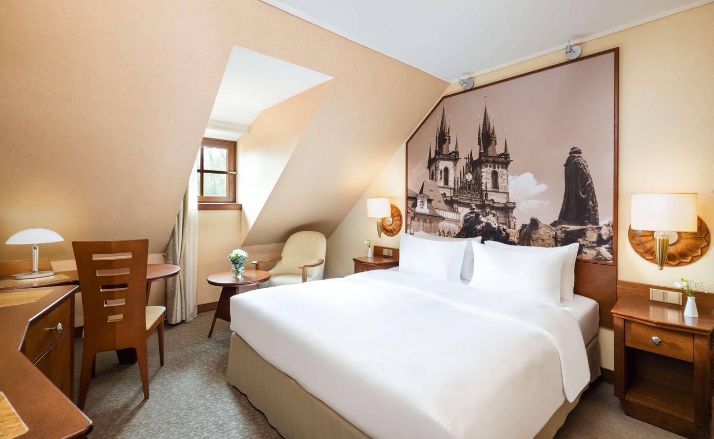 Lindner-Hotel-Prague-Castle--part-of-JdV-by-Hyatt-Room-21