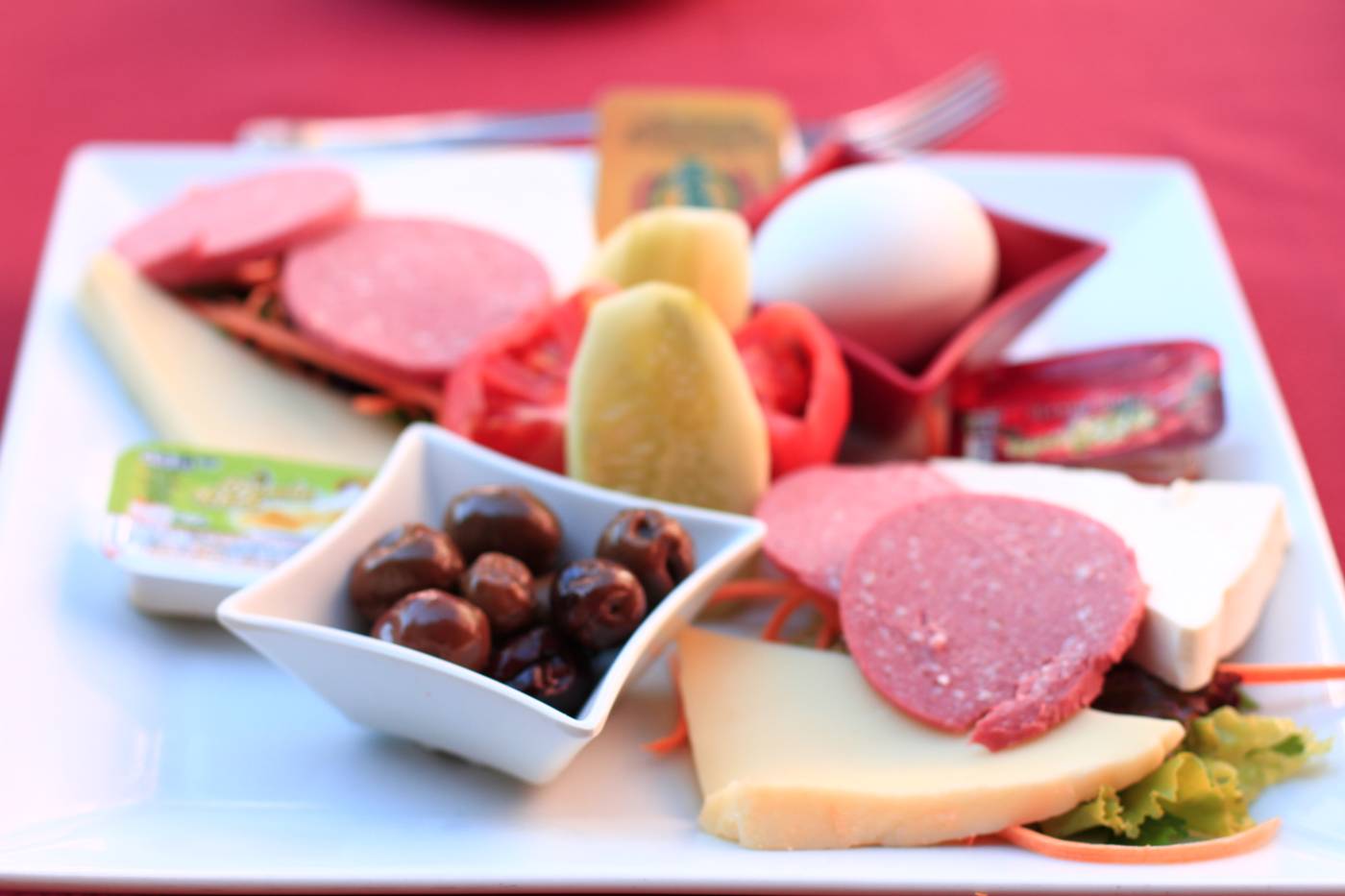 Rosy-Apart-Restaurant-31