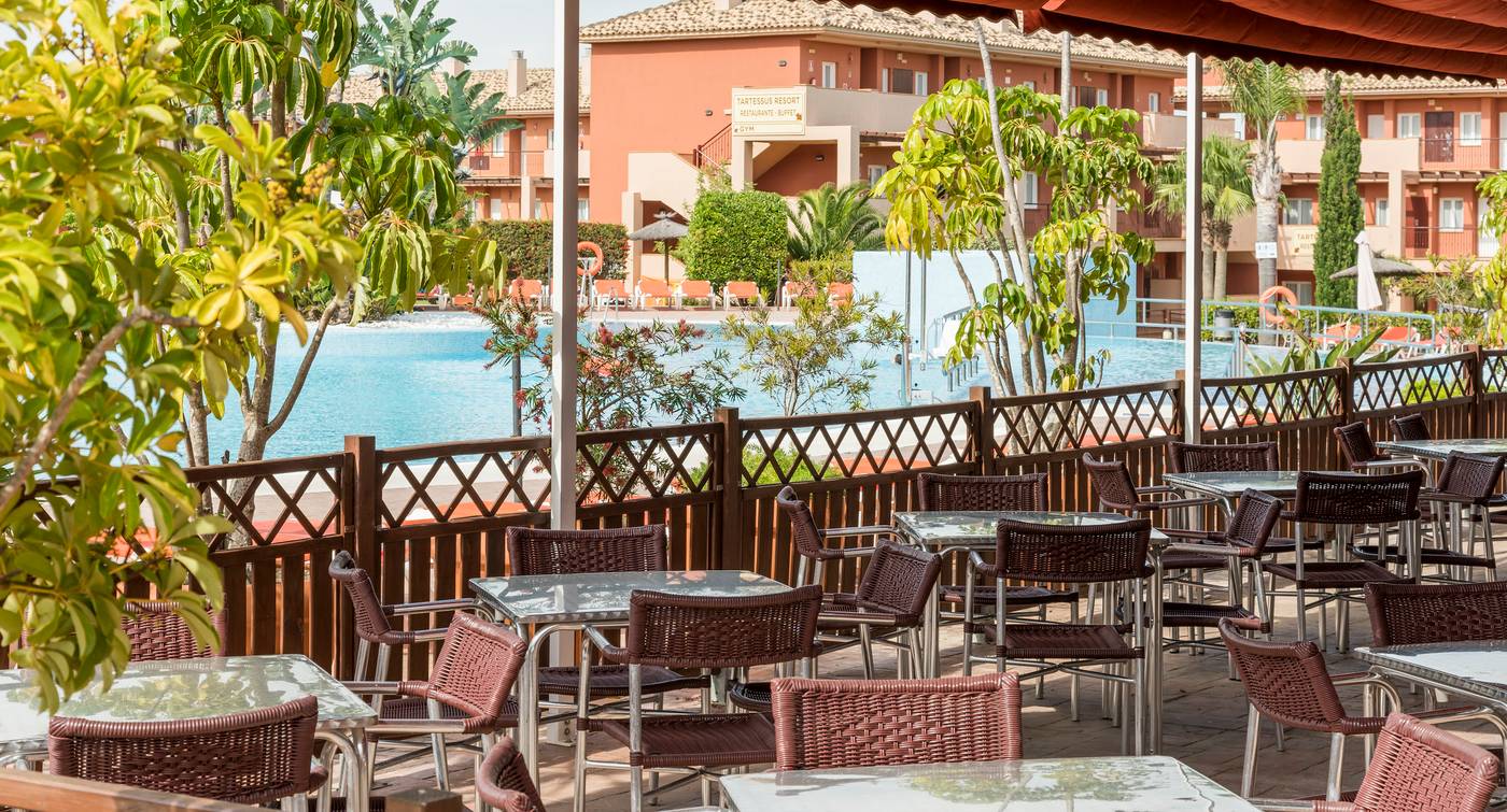 Ilunion-Tartessus-Sancti-Petri-Terrace-10