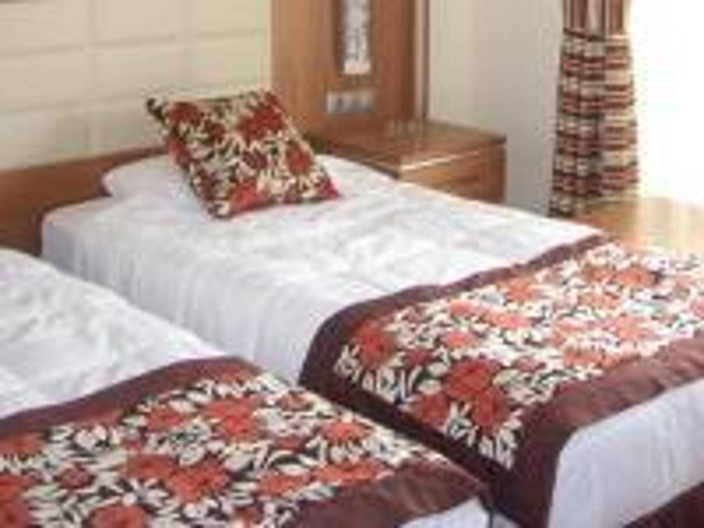 Holiday Resort Hotel