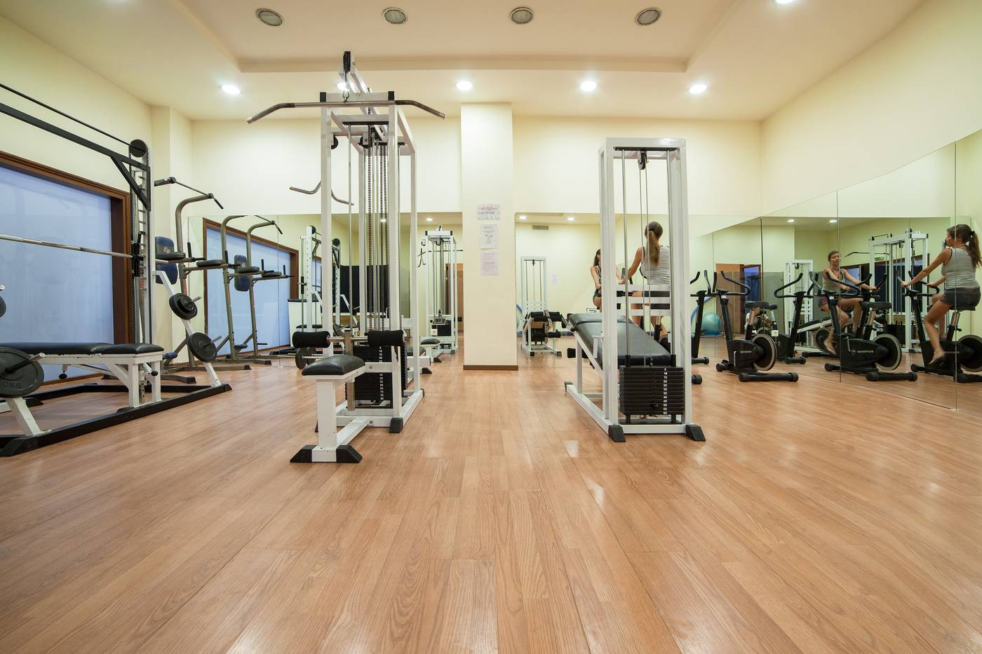 Alexandros-Palace-Hotel-Sports-and-Entertainment-94