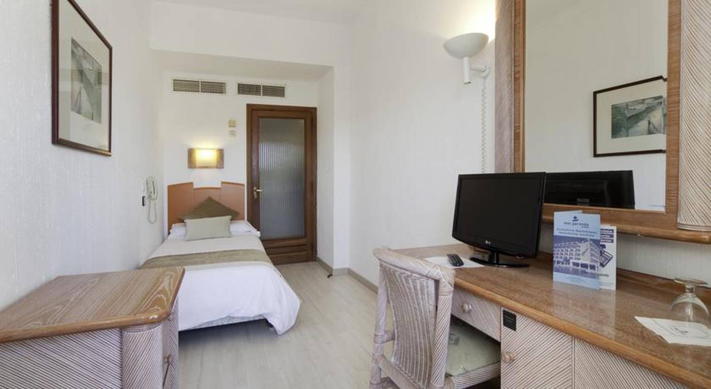 Garonda - Adults Only