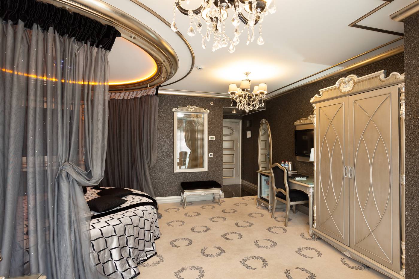 Ottoman-s-Life-Hotel-S-Class-Room-21