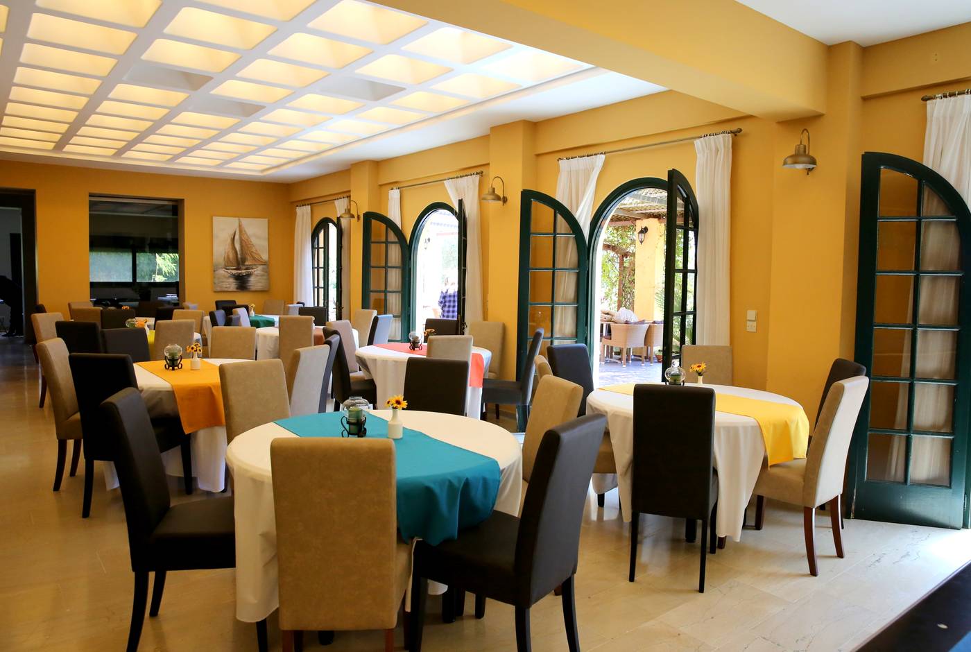 Hotel-Sunrise-Inn-Lobby-64