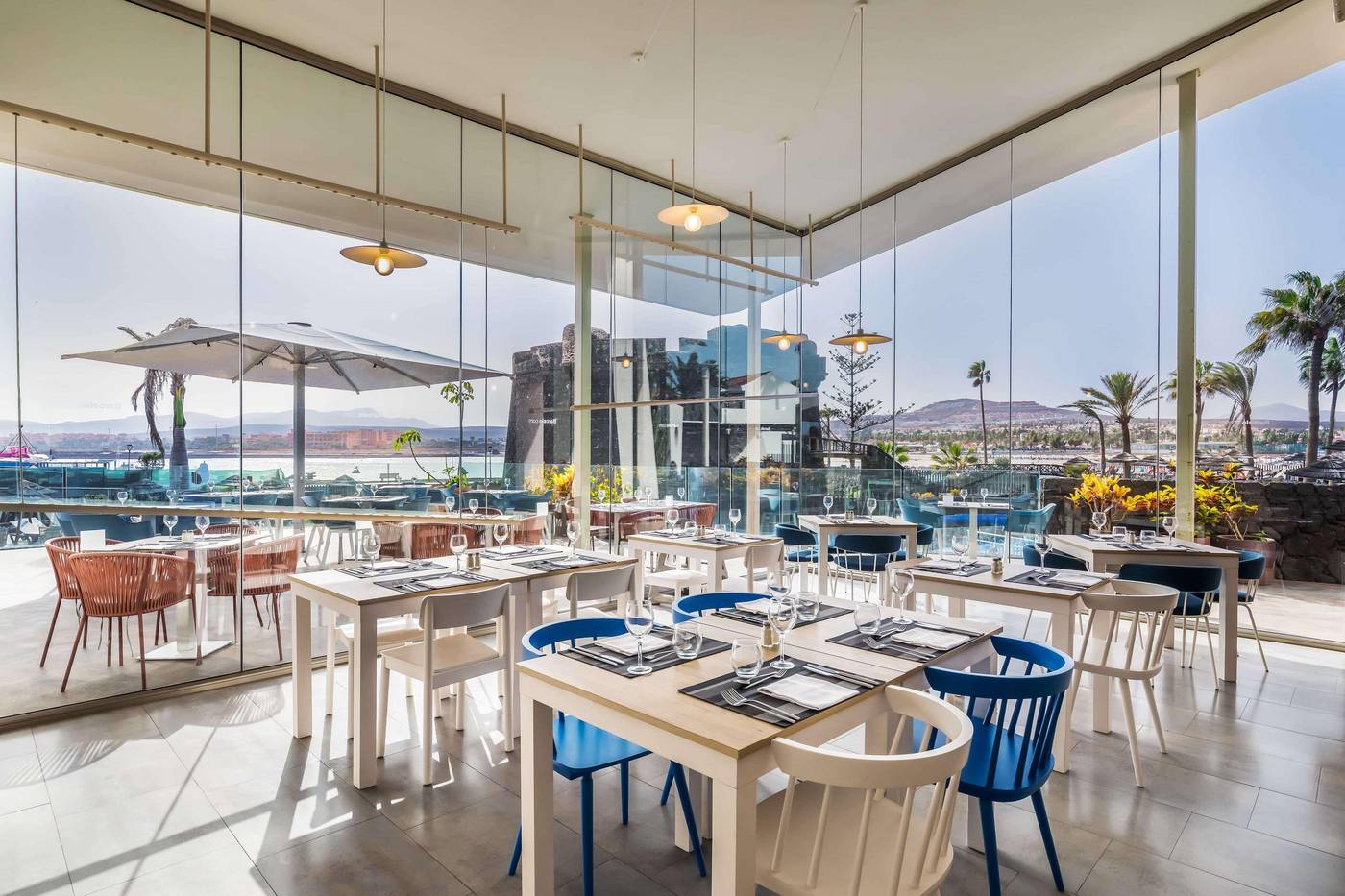 Barcelo-Fuerteventura-Royal-Level--Family-Club--NU-Restaurant-56