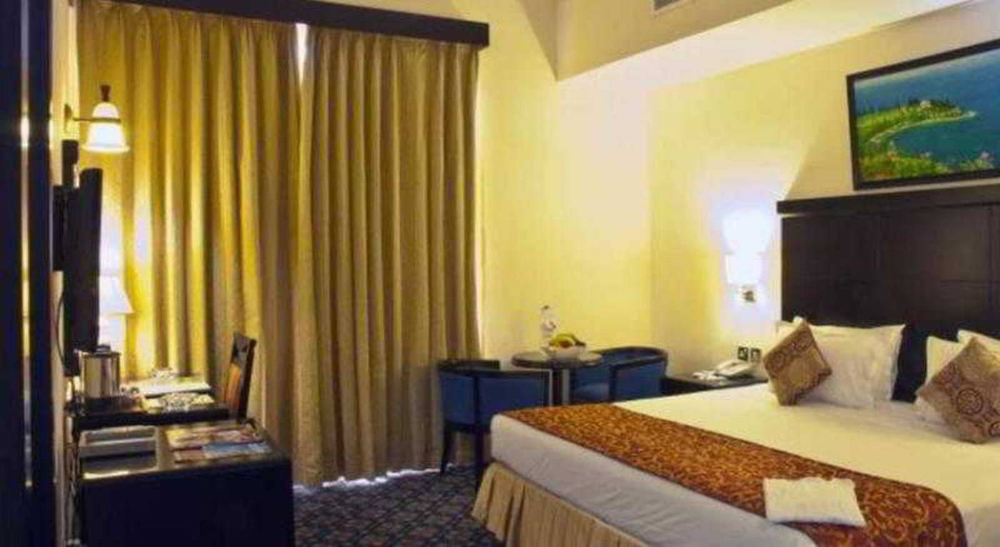 Regent-Beach-Resort-Jumeirah-Room-13