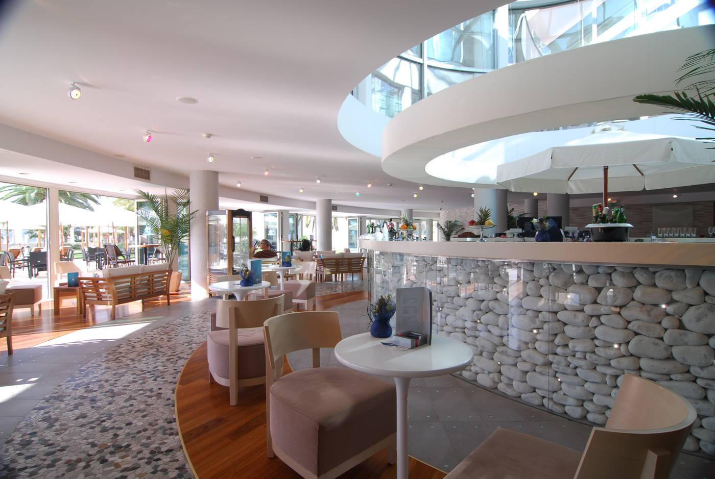 Splendid-Conference---Spa-Resort-Bar-46