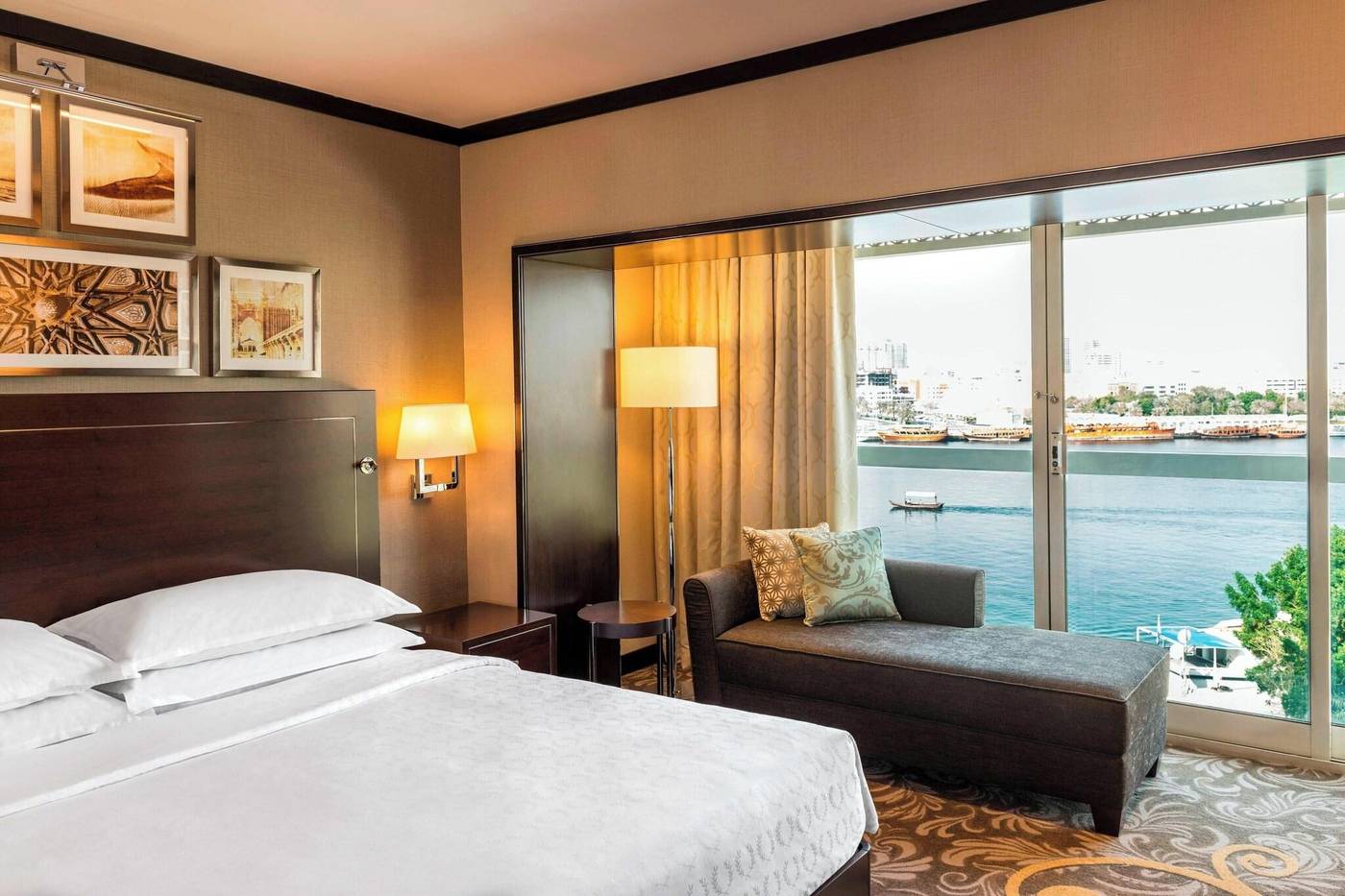 Sheraton-Dubai-Creek-Hotel-and-Towers-Room-26