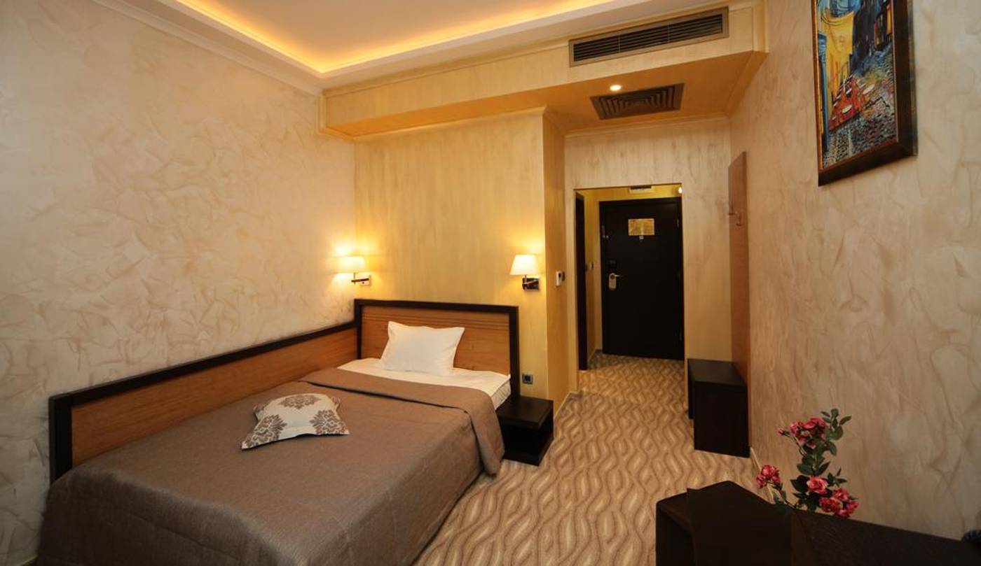 Efbet-Hotel-Room-10